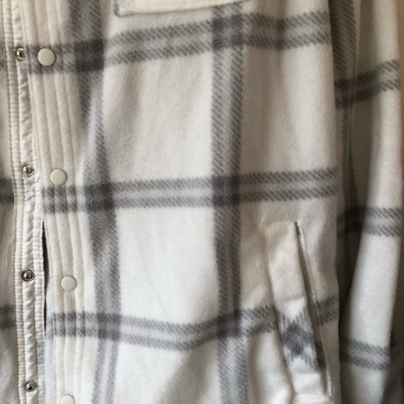 White with gray Flannel type of sweater - Picture 3 of 3